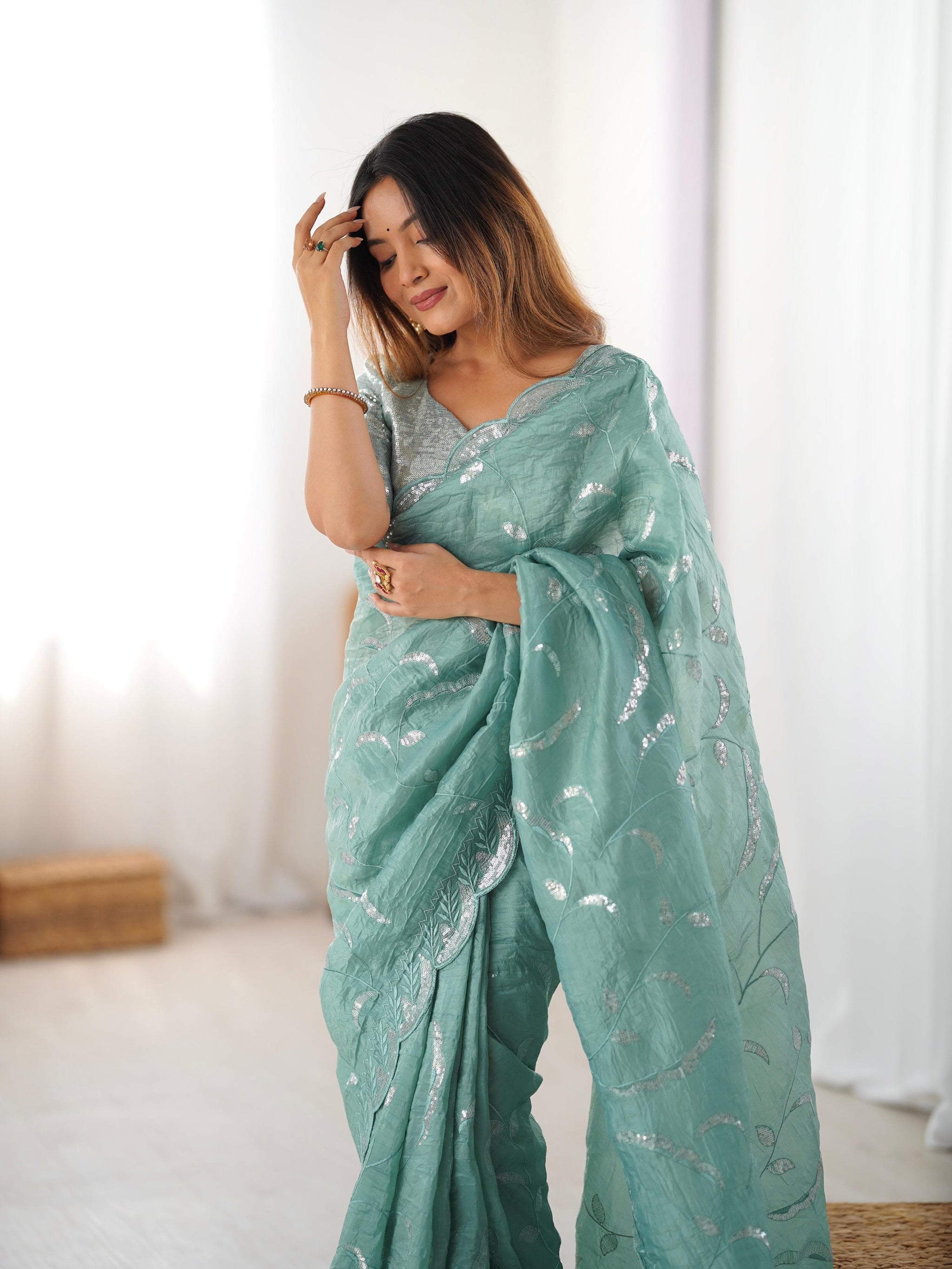 Gold Crush Saree Worn by Anikta Chauhan | Sequin Partywear Look