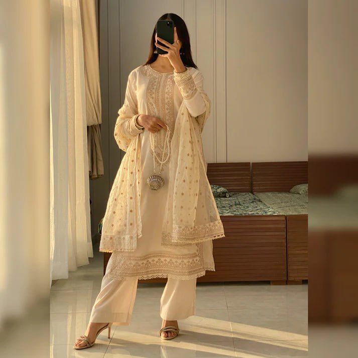 Roman Silk Embroidered Co-ord Set with Fancy Net Dupatta