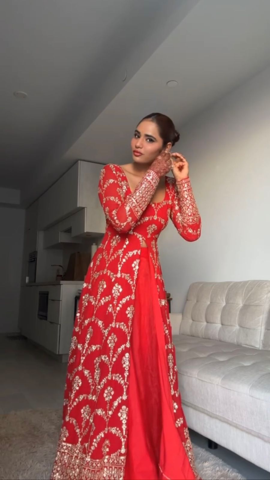 Trendy Kurta Pant Set for Women – Party Ready Festive Wear with Front & Back Detailing