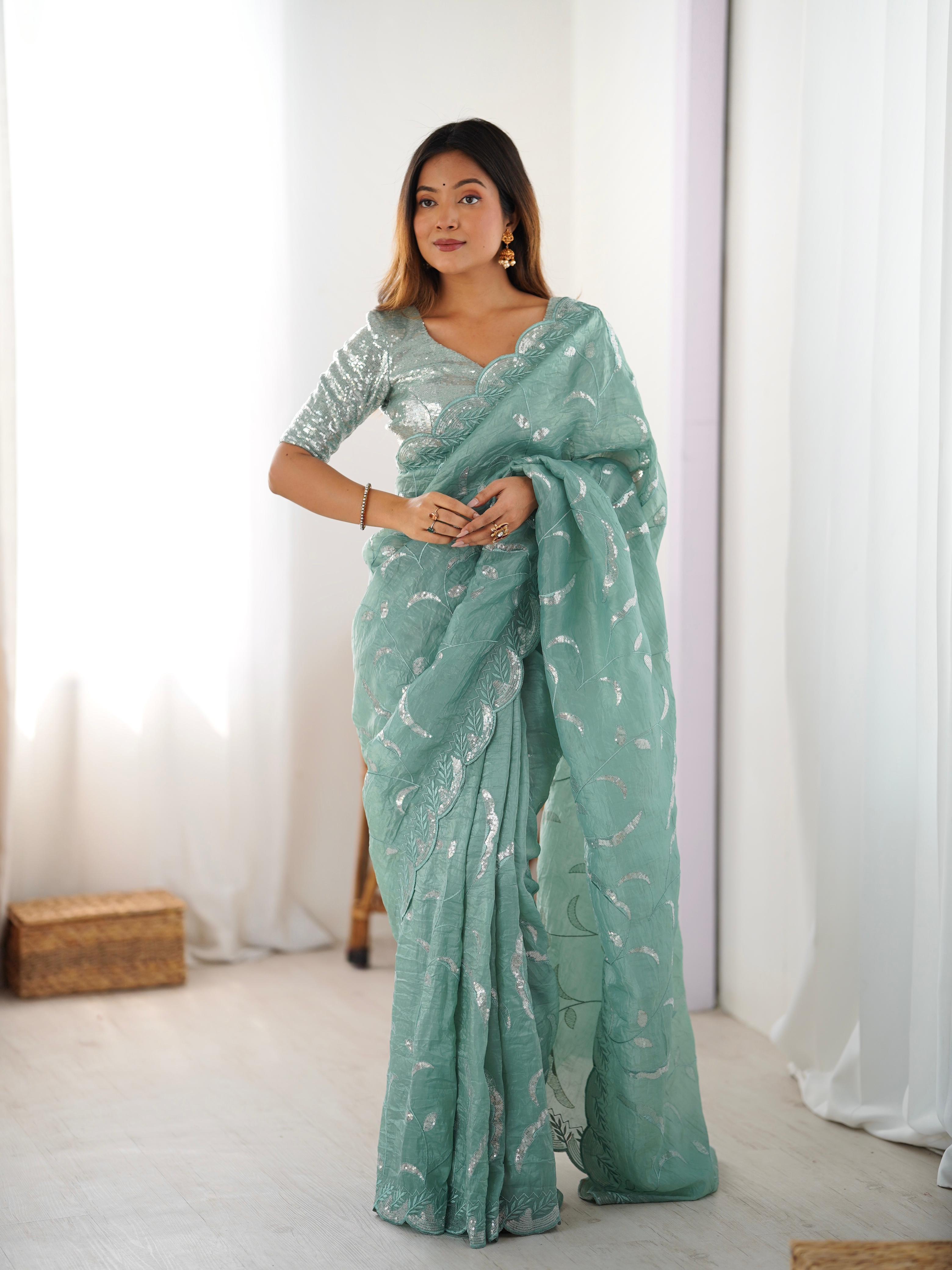 Gold Crush Saree Worn by Anikta Chauhan | Sequin Partywear Look
