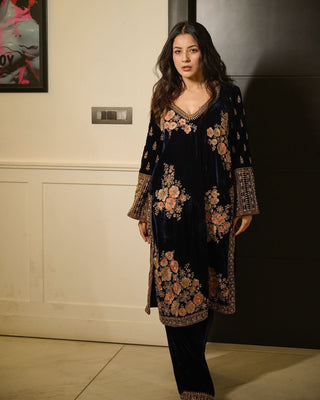 Shehnaaz Gill Velvet Suit Set | Embroidered Partywear Look